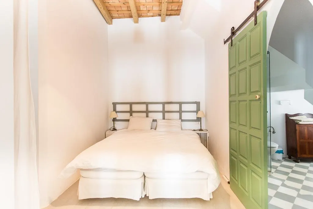 Apartamento Mistral 塔里法